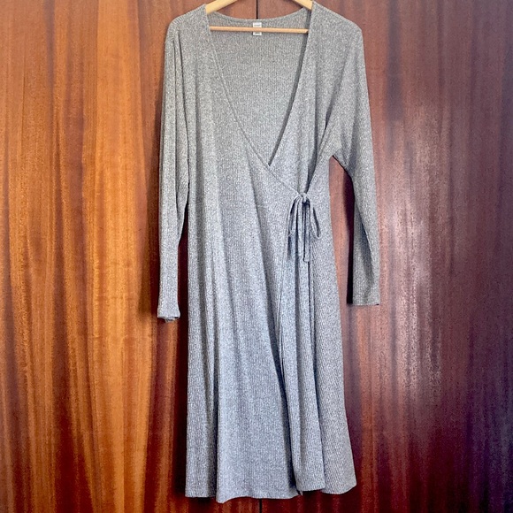 Grey Knit Jersey Wrap Dress from Old Navy - Picture 1 of 5